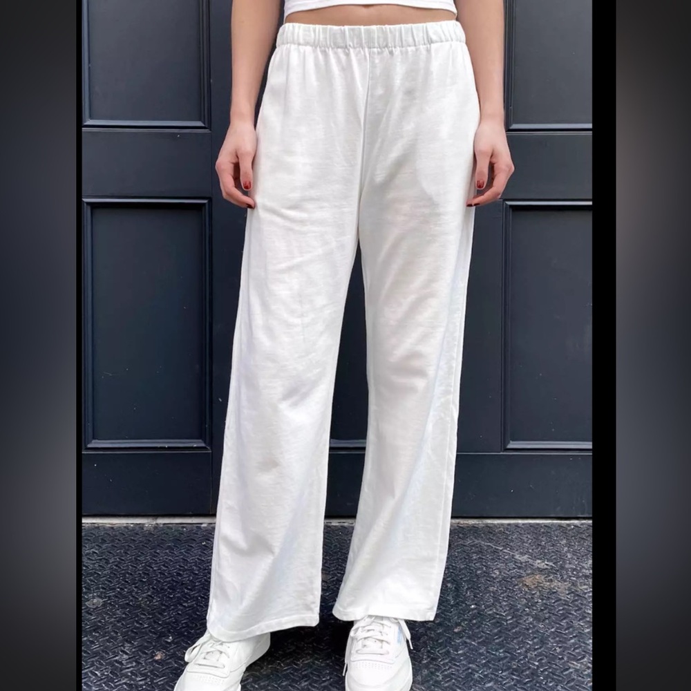 Brandy White Wide-Leg Sweatpants - Picture 2 of 3